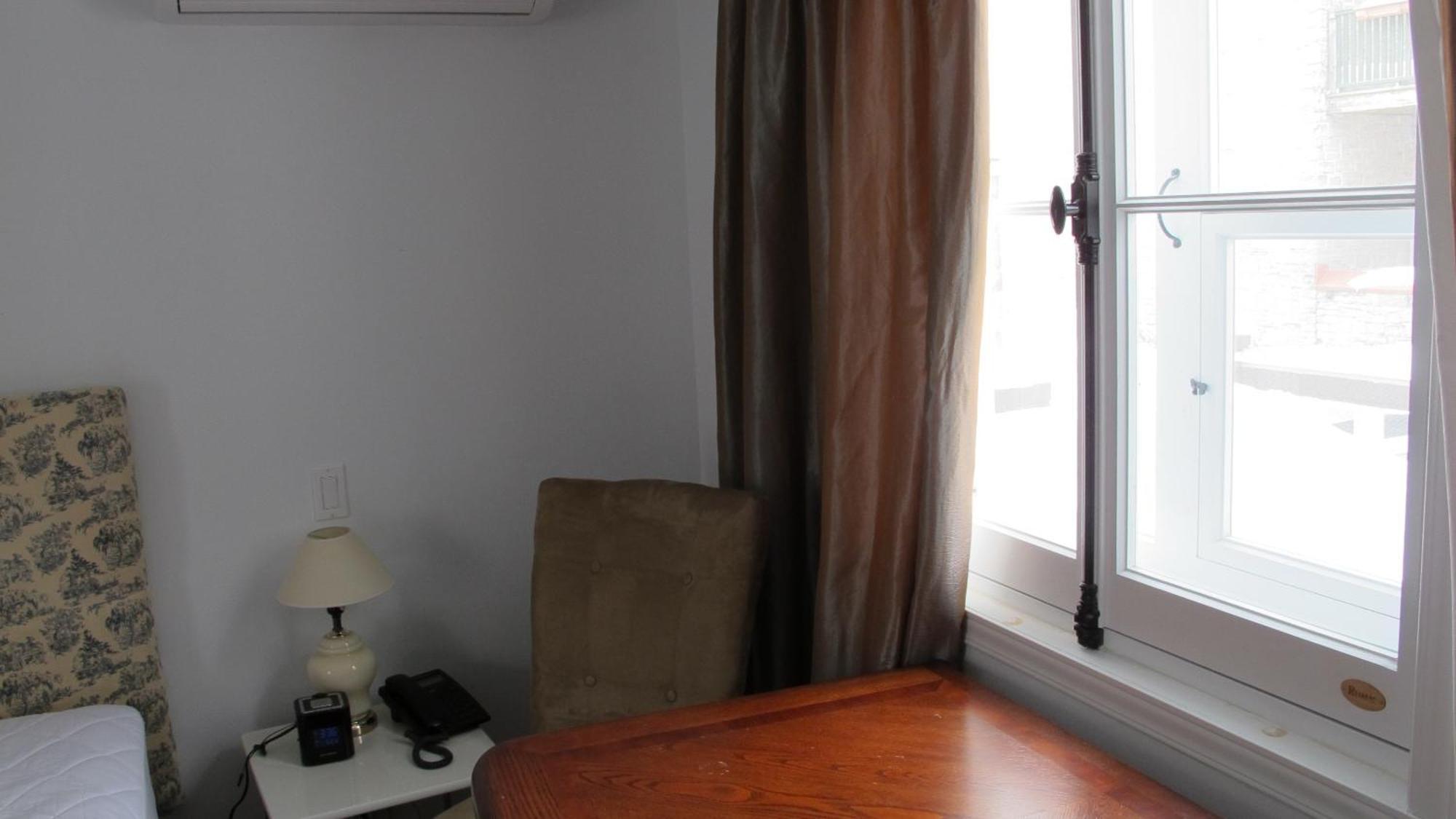 Au Petit Hotel ควิเบกซิตี้ ห้อง รูปภาพ